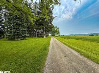 10187 County Road 10 Rd, Clearview, ON L0M1N0