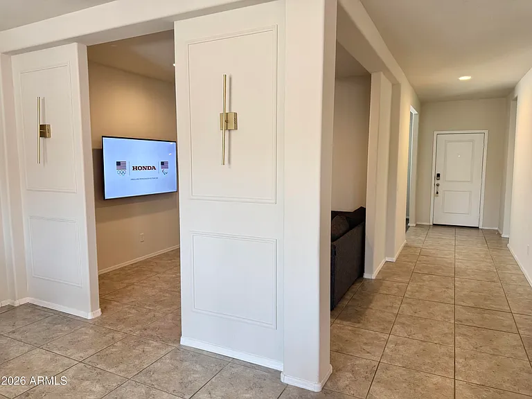 1090 W Beacon Dr — Photo 12