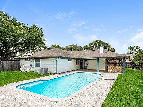 3rd image of 15203 Cabots Landing Dr