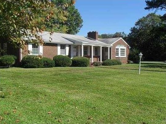 1st image of 4700 Manor Ave