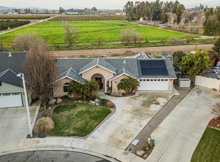 685 Richmond Ct, Exeter, CA 93221