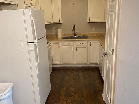 3rd image of 1624 W Westbury Way #A