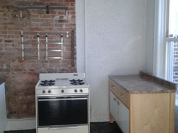 2nd image of 428 Atlantic Ave #1