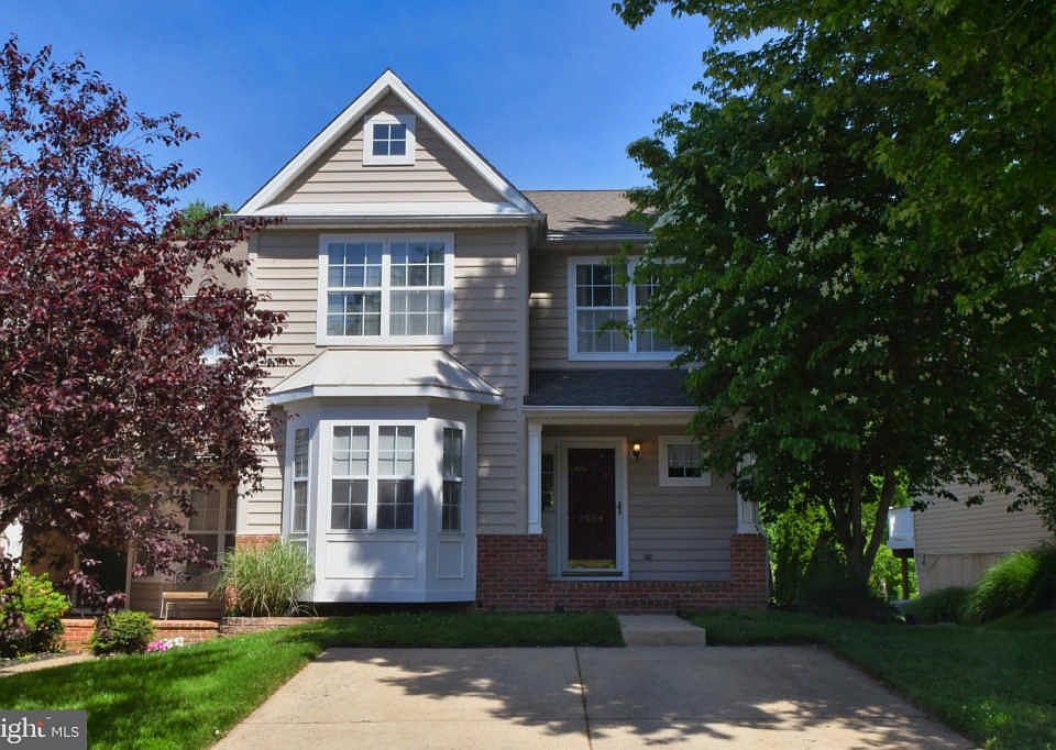1st image of 2064 Brandy Dr