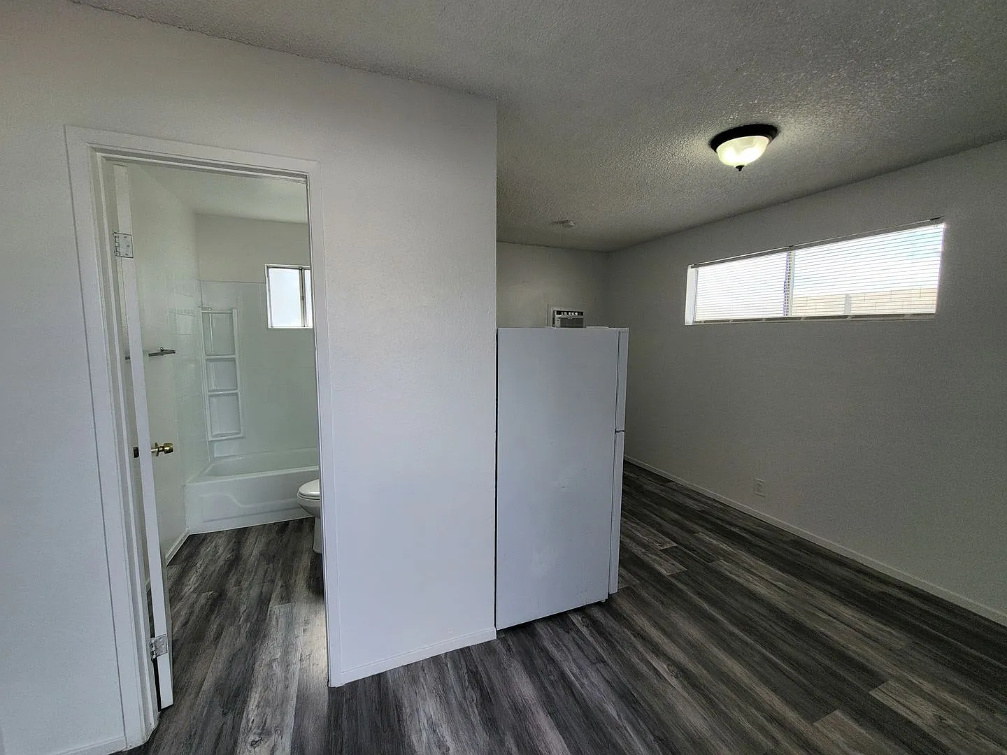 1635 Palm St — Photo 2