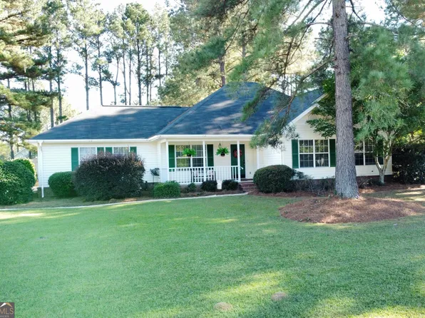 720 Ogeechee Dr E, Statesboro, GA 30461