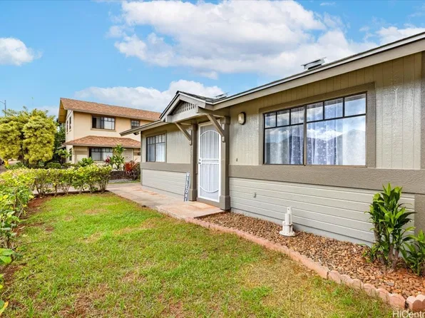 94-218 Kupueu Pl, Waipahu, HI 96797