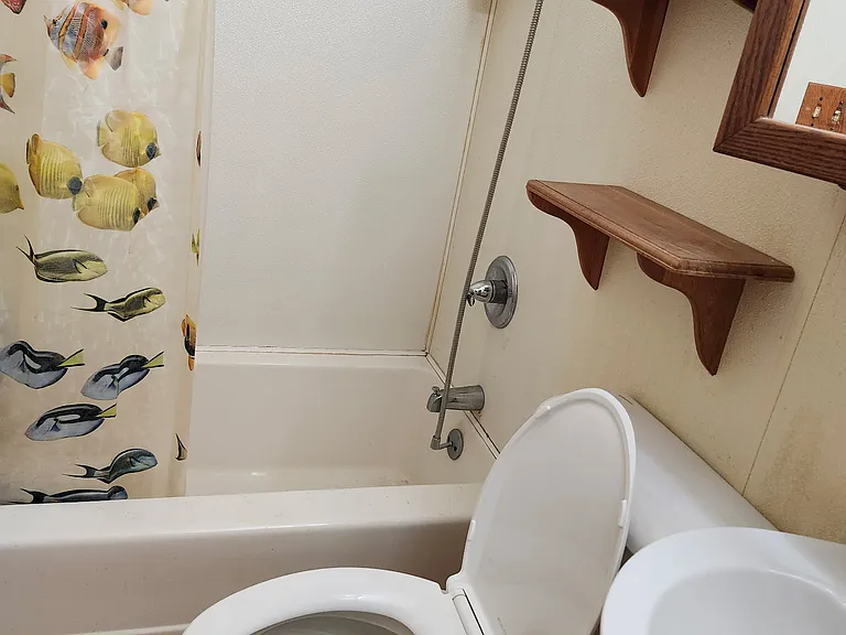 1739 N Gulick Ave — Photo 24