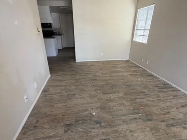 306 N 10th Ave APT 4, Upland, CA 91786