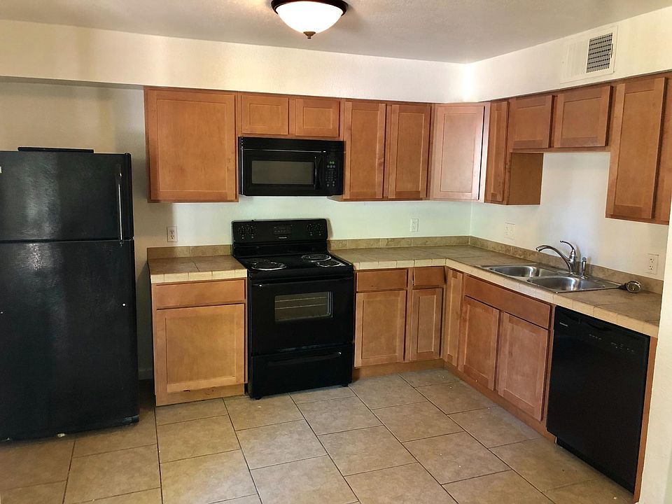 1st image of 329 N 11th St APT 104