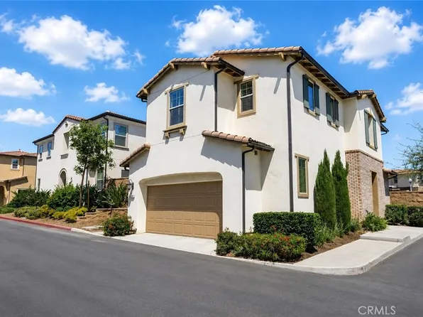 2841 Villa Catalonia Ct, Corona, CA 92881