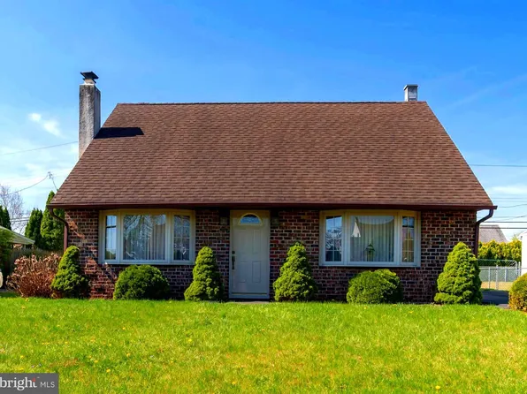 2824 Nature Rd, Philadelphia, PA 19154