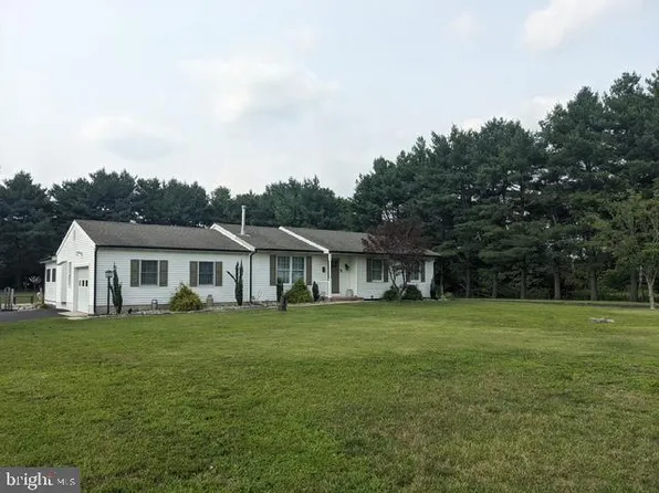 2291 Monmouth Rd, Jobstown, NJ 08041