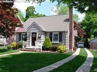 171 Roosevelt Ave, Westwood, NJ 07675