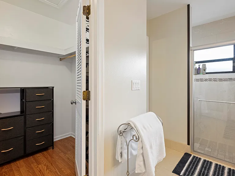 756 Juniper Pl — Photo 10