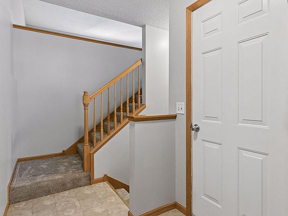4th image of 2085 Saint Johns Ct
