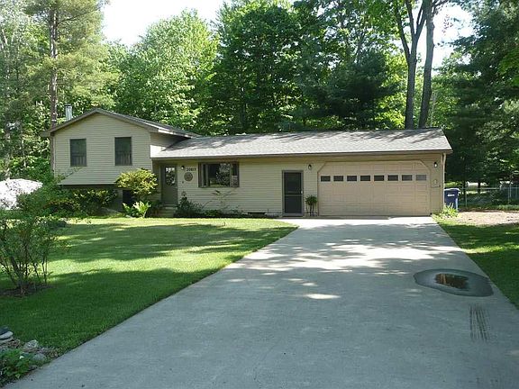 2nd image of 20815 Red Oak Dr
