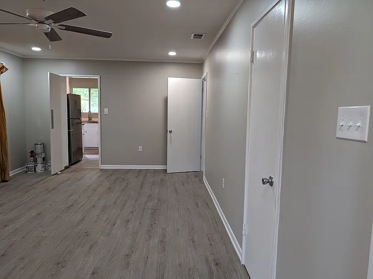 2904 Williamsburg Rd — Photo 12