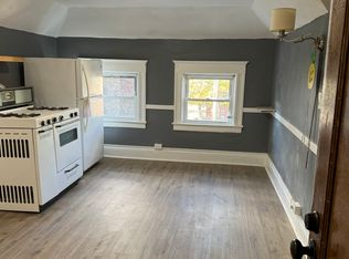 41 East St FLOOR 3, Pawtucket, RI 02860