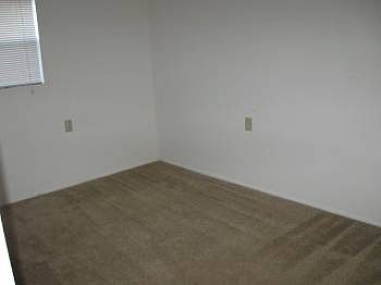 2nd image of 479 Lisa Sq APT 204