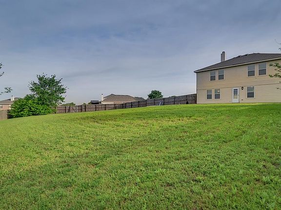 4th image of 4885 Parkview Hills Ln