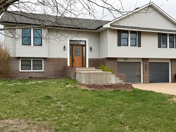 36 NW 48th Rd, Great Bend, KS 67530