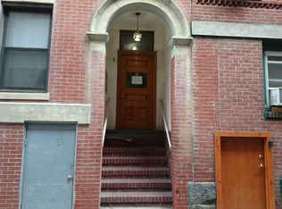 9 Wiget St APT 2, Boston, MA 02113