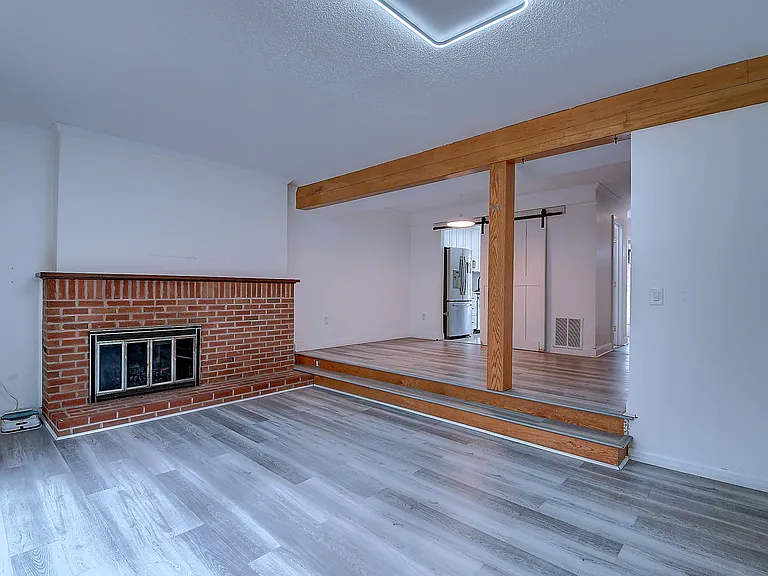 32 Farmington Chase Cres #32 — Photo 13