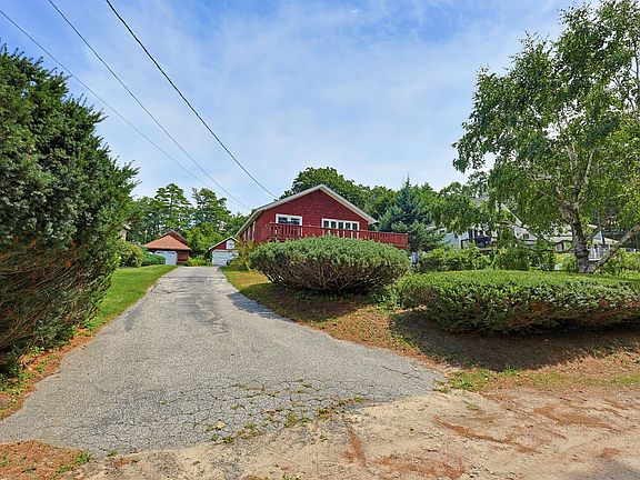 2nd image of 29 Lake Avenue