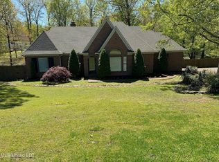 1555 Stonehedge Dr #C, Southaven, MS 38671