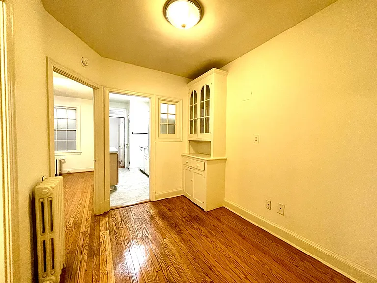 4021 Davis Pl NW — Photo 20