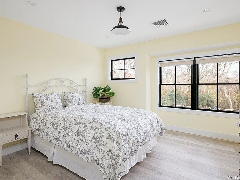 650 Pine Ave — Photo 23