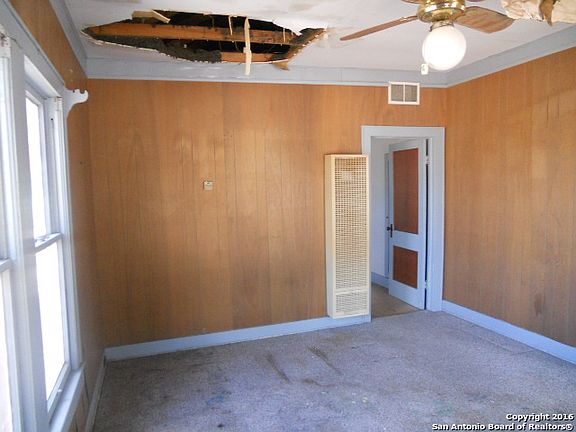 3rd image of 1411 Campbell Ave