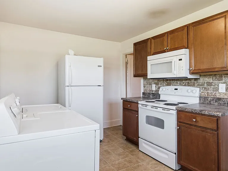 4212 Old US Highway 421 — Photo 11