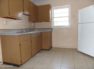 205 Sunstede Rd, Warner Robins, GA 31093