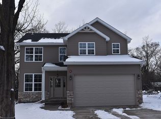 259 Kim Trl, Lake Zurich, IL 60047
