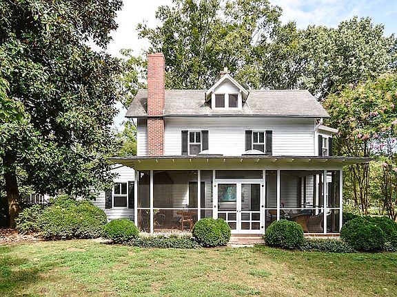 Rear Facade & Screened Porch