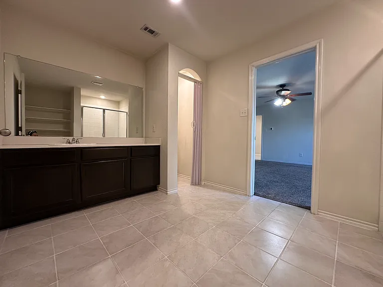 804 Meadow Wood Ln — Photo 10