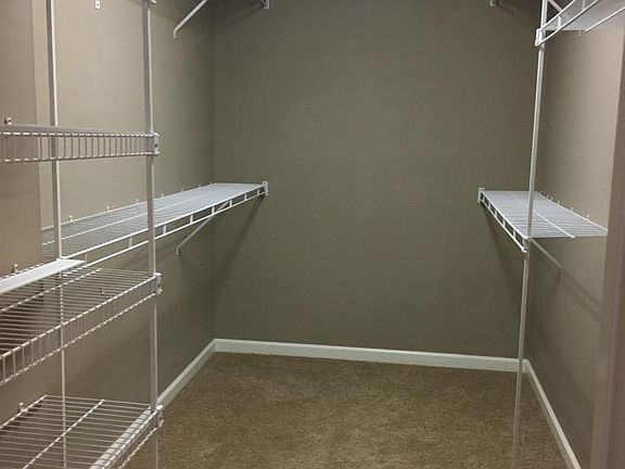 3rd image of 5413 Crooked Pine Ln