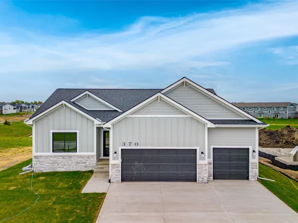 370 NW Ryder Dr, Waukee, IA 50263