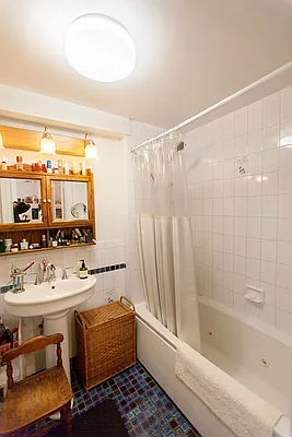 Rented by Pearl Estates | media 50