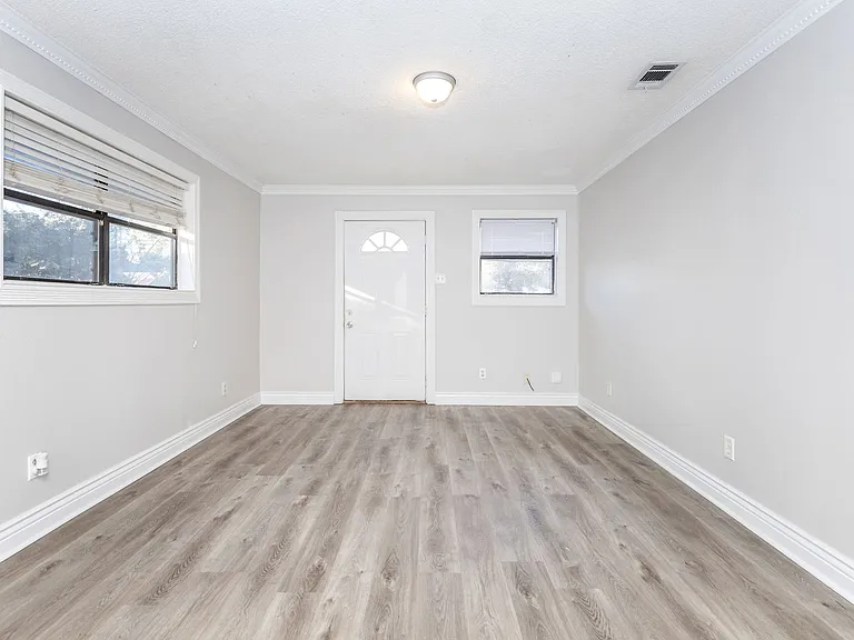 2314 14th St — Photo 7
