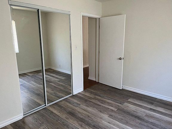 3rd image of 4517 Goldfield Ave