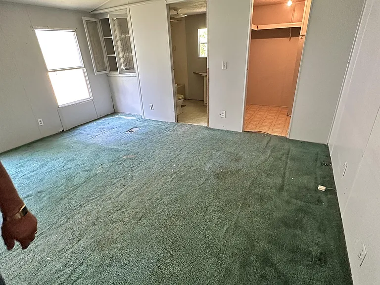 218 Bawcom St #D — Photo 16