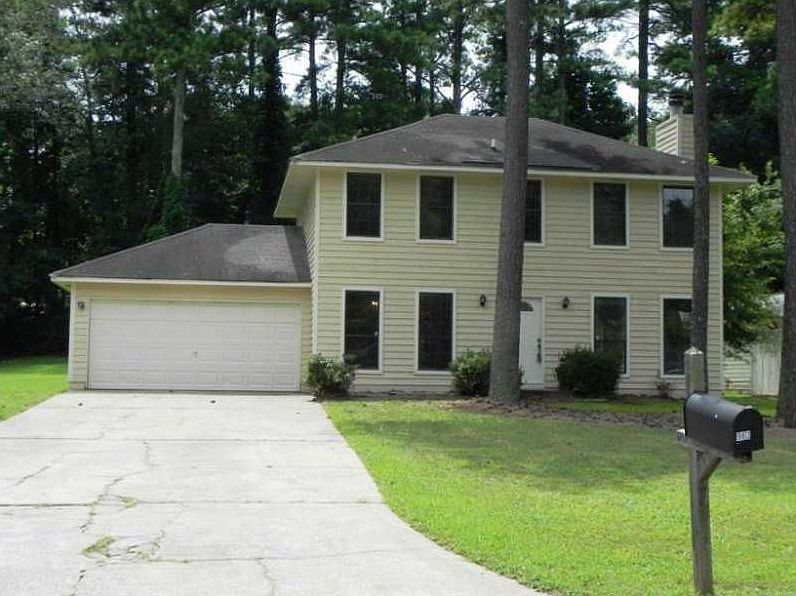 983 Park Forest Drive, Lilburn, GA Exterior