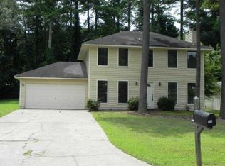 983 Park Forest Ct, Lilburn, GA 30047
