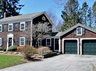 33 Adams Point Rd, Barrington, RI 02806