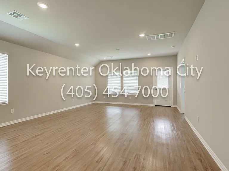2809 Tracys Mnr — Photo 7