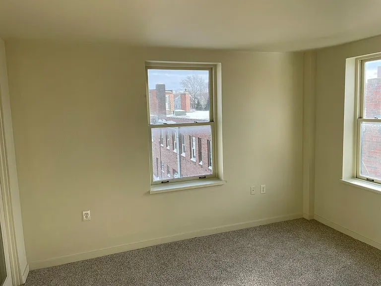 Unit Photo