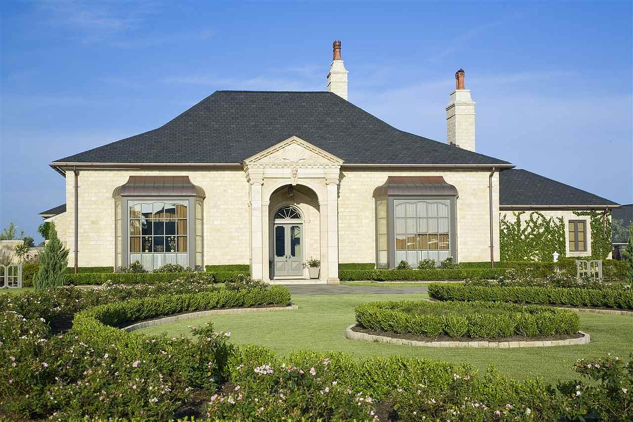 1 Estates Of Montclaire Beaumont TX 77706 Zillow